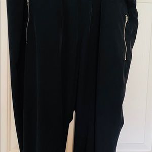 Lane Bryant black capris Livi active